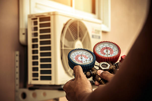 Professional Hvac technician working in Bessemer City, NC